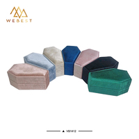 Boîte à bijoux Webest Coffin en velours, insert en velours, boîte à bijoux pour collier en forme de cœur, boîte cadeau en velours