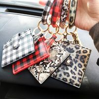 Kunci gelang manik-manik silikon, cincin Pu pemegang kartu gelang gantungan kunci dengan Dompet/gelang yang sesuai