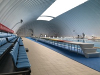 Grande structure gonflable autoportante en membrane PVDF, dôme sportif gonflable à vendre