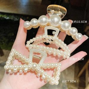 Pince à cheveux en plastique avec perles, 10,6 cm, design perle blanche, pour usage quotidien - Product Image 1