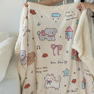 Manta Pequeña 100% Poliéster Ligera de Terciopelo Coral con Patrón Bordado para Aire Acondicionado, Cubre Sofá, Descanso Mediodía - Product Image 4