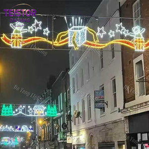 Éclairage de Noël grand format à motif croisé pour une décoration de vacances haute visibilité sur les routes et les places urbaines - Product Image 6