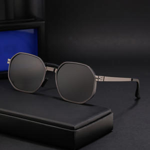 Gafas de sol polarizadas sin tornillos de estilo europeo americano hechas a medida para hombre, lentes TAC UV400, montura negra, estilo Instagram, para exteriores - Product Image 1