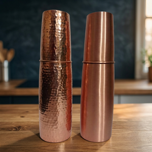 Bouteille d'eau en cuivre véritable 750 ml, écologique, pour usage extérieur, finition martelée unie, qualité supérieure, logo personnalisable, ensembles de couleurs - Product Image 1