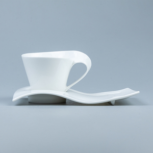 Ensemble de tasses <span class=keywords><strong>et</strong></span> de soucoupes en céramique de forme ondulée moderne avec <span class=keywords><strong>assiette</strong></span> à dessert, 8 oz, porcelaine blanche, tasses à café <span class=keywords><strong>et</strong></span> à thé - Product Image 3