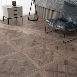 Parquet Versailles en noyer noir lisse multicouche, durable et imperméable, qualité AB, personnalisable, avec système T&G, 15 mm, pour salle à manger - Product Image 2