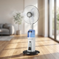 Ventilateur rechargeable AC/DC de 16 pouces avec pulvérisation d'eau, réservoir d'eau de 2,1 L, télécommande, oscillation à 3 vitesses, ventilateur solaire pour la maison