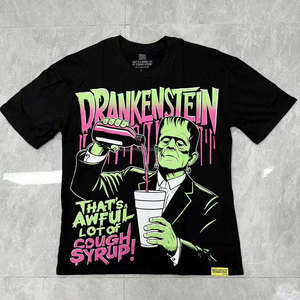 T-Shirt Oversize di Alta Qualità a <span class=keywords><strong>Maniche</strong></span> <span class=keywords><strong>Corte</strong></span> 100% Cotone, Abbigliamento Maschile con Scritta 'THAT'S AWFUL LOT of COUGH SYRUP' - Product Image 3