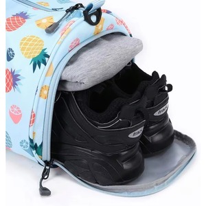 Sac de sport pour enfants, adolescents et jeunes adultes, idéal pour les voyages, la gym et les week-ends - Échantillon gratuit - Product Image 4