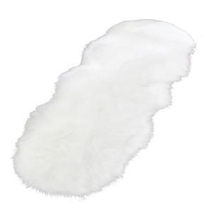 Shengxi Plush Acrylic Carpet White Novelty Shape Washable Floor Mat For Bedroom Living Room - Product Image 3