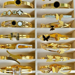 Wholesale Stainless Steel Open <b>Bracelet</b> Jewelry Lucky Gold Four Leaf Clover Bangle <b>Cuff</b> <b>Bracelet</b> for Women and Girls - Product Image 6
