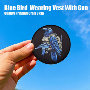 Impression Animal avec pistolet oiseau bleu avec gilet tenir pistolets Patch vert carte à jouer colère gorille noir as étiquette chapeau en <span class=keywords><strong>tissu</strong></span> à coudre - Product Image 3
