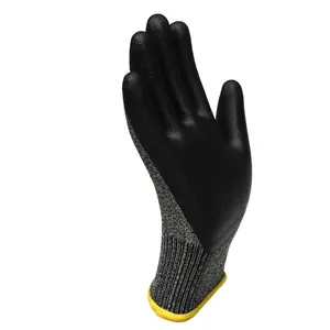 13 Gauge HPPE And Glass Fiber Hand Protection Anti Cut Gloves Nitrile Foam Coated EN388 Cut B Work Safety Gloves