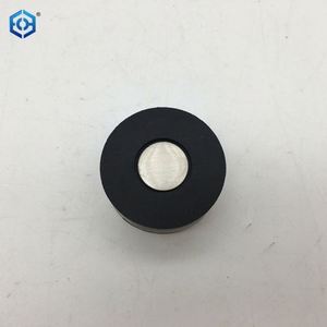 ตัวล็อกประตูยางสีดำติดพื้นสแตนเลสสตีล - Product Image 3