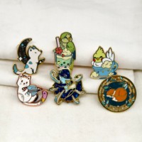 Fabricant de collection conception libre personnalisé émail chat broches mignon Kawaii dessin animé Anime doux dur émail métal épinglette Badge
