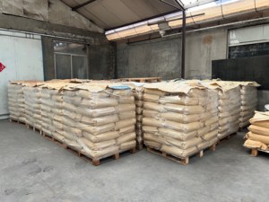 <span class=keywords><strong>PVAC</strong></span> de qualité industrielle, MW 330K-430K, Viscosity35-55 mPas, granules de résine d'acétate de polyvinyle CAS9003-20-7 adhésif à base de solvant - Product Image 3