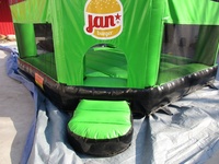Nouvelle conception de château gonflable géant commercial Justfun à prix avantageux en provenance du Henan, en vente