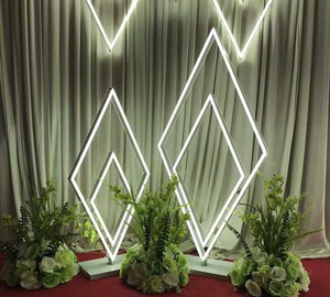 Centre de table de mariage en métal de luxe de haute qualité, décoration avec éclairage LED, couleurs or/argent/transparent, 62x120cm pour hôtel - Product Image 4