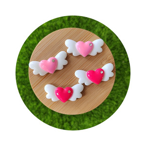 100 pièces <span class=keywords><strong>de</strong></span> breloques en résine alimentaire en forme <span class=keywords><strong>de</strong></span> gâteau à la <span class=keywords><strong>fraise</strong></span> 3D, pour la fabrication <span class=keywords><strong>de</strong></span> bijoux, <span class=keywords><strong>de</strong></span> porte-clés, <span class=keywords><strong>de</strong></span> nœuds pour cheveux, <span class=keywords><strong>de</strong></span> centre <span class=keywords><strong>de</strong></span> table - Product Image 4