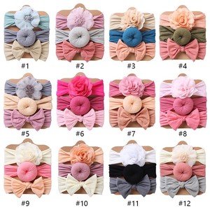 Nuevo Juego de Tres Diademas para Bebé con Lazo de <span class=keywords><strong>Flores</strong></span>, Lindas Diademas Elásticas para Niñas, Estilo Europeo-Americano, Accesorios para el Cabello Hechos a Mano - Product Image 4