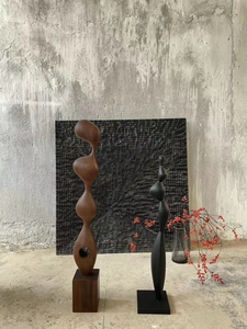 Scultura astratta <span class=keywords><strong>in</strong></span> <span class=keywords><strong>legno</strong></span> di alta qualità personalizzata per arti <span class=keywords><strong>in</strong></span> piedi dell'hotel con decorazione per interni o esterni con luce - Product Image 2