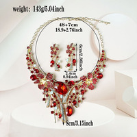 Parure de bijoux de mariée glamour et scintillante dorée, collier et boucles d'oreilles avec breloque florale en zircon cubique couleur rubis, cadeau pour femme
