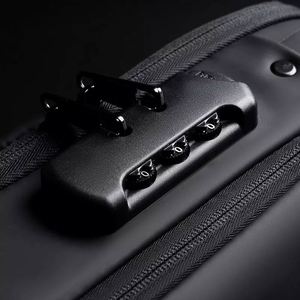 Sac bandoulière pour homme tendance 2022, sac de poitrine imperméable avec fermeture éclair USB, taille XL - Product Image 4