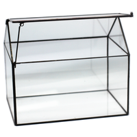Vase en verre transparent unique de conception artisanale avec couvercle en forme de maison, finition dorée pour la décoration de table de mariage et la décoration de la maison