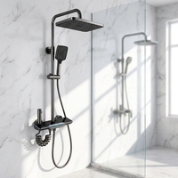 Système de douche thermostatique moderne avec commande à touches piano, affichage numérique LED, étagère de rangement et pistolet de pulvérisation haute pression pour salle de bain