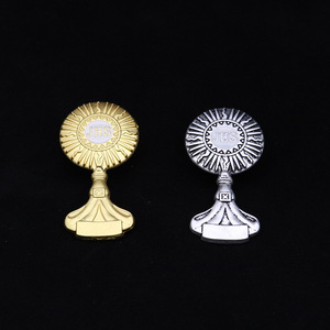 Broche de <span class=keywords><strong>Paloma</strong></span> de Metal JHS, Pin Católico para Solapa, Medalla, Pin para Sombrero, Cuello, Cintura, Ropa, Aleación - Product Image 3