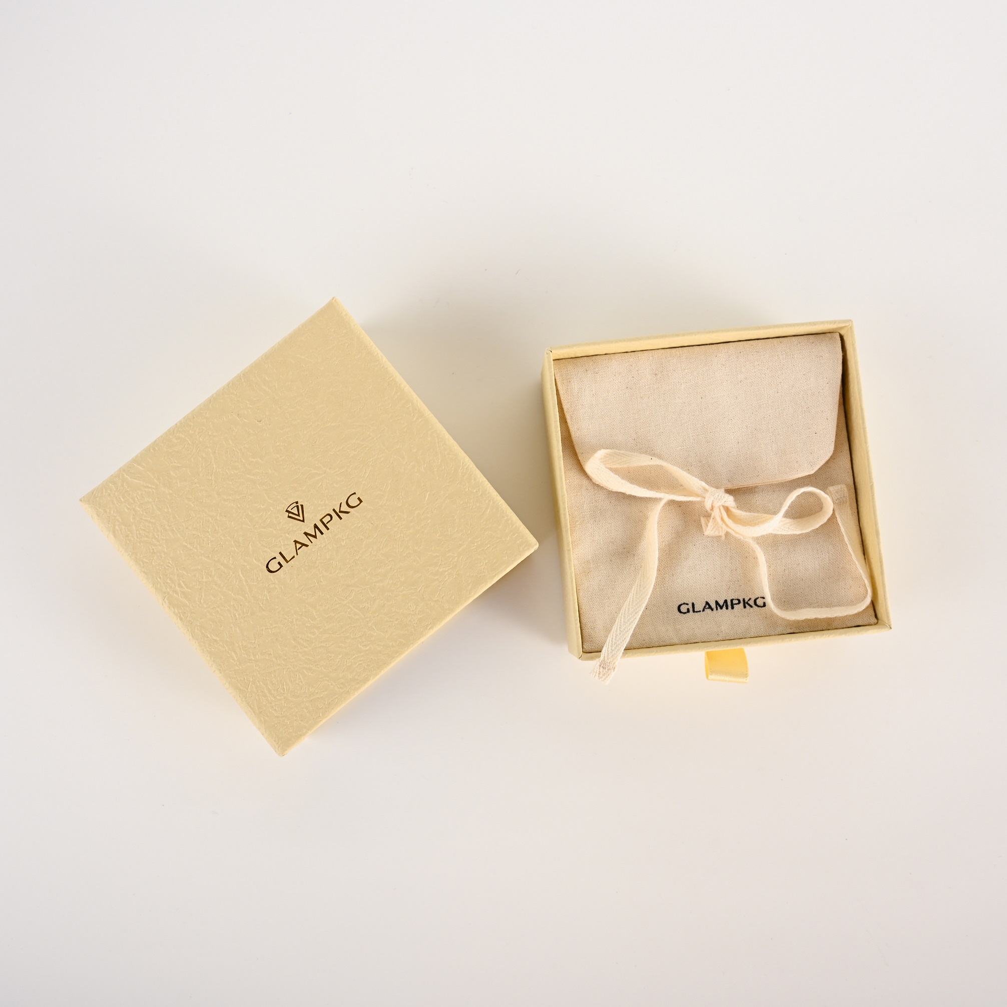 Box with sponge only