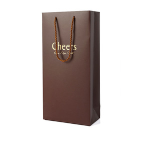 Sacchetti Regalo di Lusso Personalizzati in Carta Bianca con Manici per Scarpe e Abbigliamento, Ecologici e Riciclabili, Stampa Serigrafica - Product Image 5