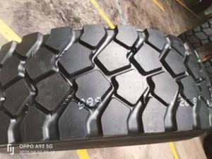 Pneus Giti GAO897 14.00R20 Pneus de camion Pneus miniers 14.00R20 - Product Image 3