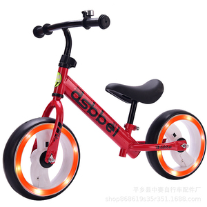 Mini vélo à propulsion pour enfants, 4 pièces, vélo d'équilibre pour bébés, vente en gros - Product Image 6