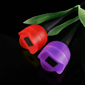 Lámpara de Jardín Decorativa Hejia Tulip LED, Alimentada por Energía Solar, para Exteriores, Montada en el Suelo, para Patio - Product Image 3