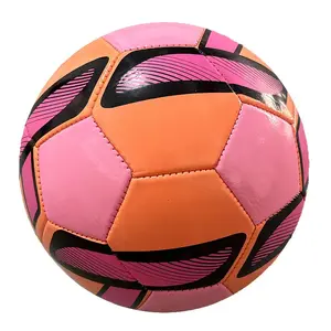 Meilleure vente Fourniture de services OEM/ODM pour ballon de football en PVC pour les sports de match d'entraînement