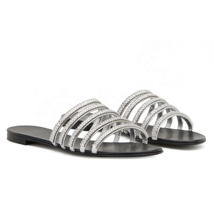 Sandales plates de luxe avec strass pour femmes, chaussures saisonnières à la mode, <span class=keywords><strong>2020</strong></span> - Product Image 2
