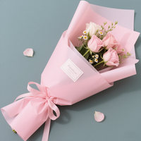 Papier d'emballage personnalisé pour bouquets de roses conservées pour la Saint-Valentin et le jour de l'amour Vente en gros Décoration intérieure et idées cadeaux