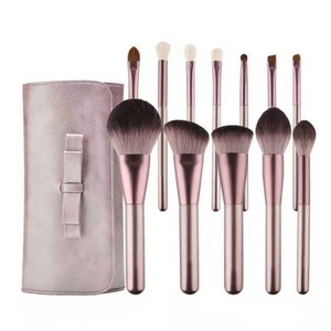 Pinceau de maquillage rose <span class=keywords><strong>Couture</strong></span> doux pour la peau 12 pièces pinceaux de maquillage de marque privée avec sac - Product Image 1