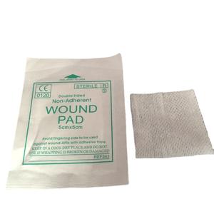 Pansement stérile non adhésif 5cmx5cm double face pour couvrir les plaies - Product Image 2