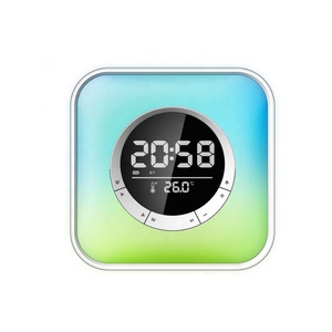 Réveil numérique Radio FM <span class=keywords><strong>avec</strong></span> chargement USB Haut-parleur sans fil Bluetooth pour intérieur <span class=keywords><strong>bureau</strong></span> lumière RVB - Product Image 1