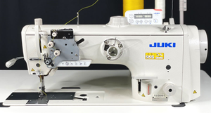 Máquina de Coser Industrial JUKI 2810-7 de Segunda Mano de Buena Calidad, de Una Sola Aguja y Puntada Fija, para Cuero de Alta Resistencia - Product Image 3