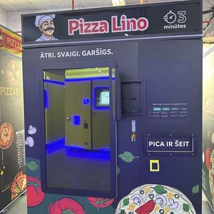 Distributeur automatique de pizzas intelligent à écran tactile commercial, basé sur le cloud, 5G/Wi-Fi, options de paiement multiples, surveillance à distance - Product Image 2