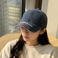 Casquette en coton pour femme, style 'Dad Hat', brodée, en coton lavé, à calotte souple et visière large, vente en gros