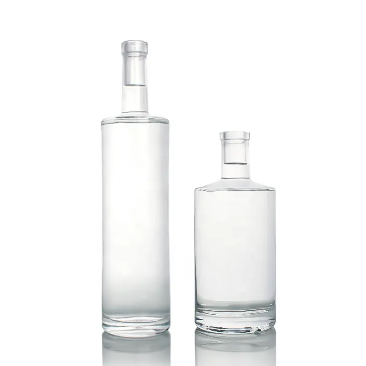 Lege Premium Kwaliteit 750Ml Helder Glas Rum Gin Fles Fancy Custom Hoge Ronde Sterke Sterke Drank Glazen Fles