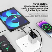 Chargeur GaN à affichage numérique avec cordon rétractable 65W compatible avec les téléphones/tablettes Android ; adaptateur multi-ports USB-A/USB-C