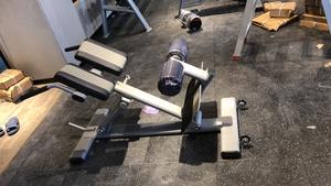 Chaise romaine en acier commercial Commander GM60A avec pile de poids de 80kg pour l'entraînement musculaire de base - Product Image 5