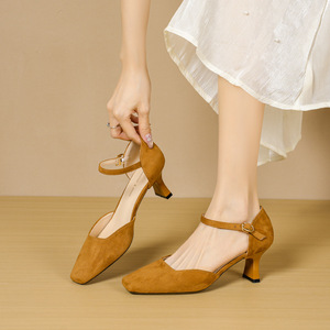 Zapatos de Mujer 6888C, Tipo Mary Jane, de Gamuza, con Punta Cuadrada, Tacón Bajo y Correa en el Tobillo, Cómodos - Product Image 4