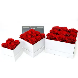 2021 منتج جديد بالجملة رومانسية فريدة من نوعها أربعة الوردي أزهار محفوظة في علبة هدية لعيد الحب هدية