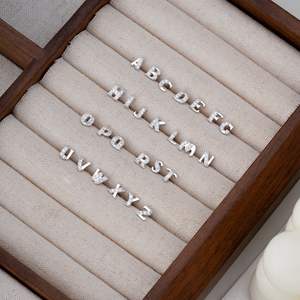 DIY Wholesale 925 Sterling Silver Stud Boucles <span class=keywords><strong>d</strong></span>'oreilles <span class=keywords><strong>pour</strong></span> femmes Daily Wear Initial Letter Charming Letters Earrings 26 Letter Jewelry - Product Image 1